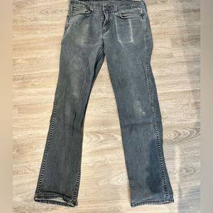 Levis 511 men’s jeans size 33x32 in charcoal color